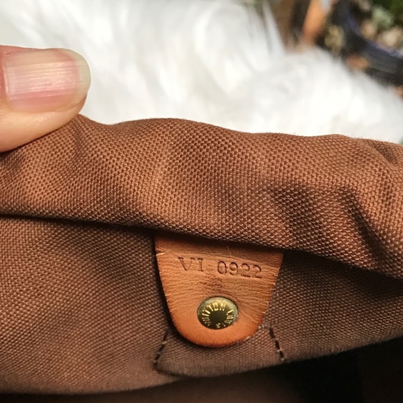 LOUIS VUITTON SPEEDY 25 - Picture 3 of 17